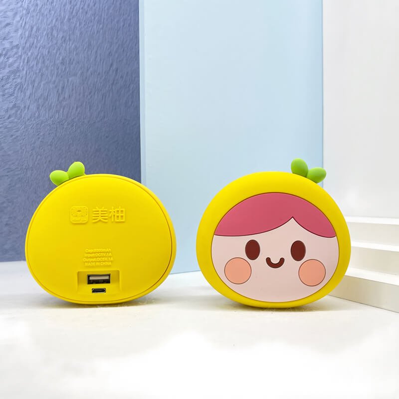 Cartoon Yuzu Doll Power Bank – Customizable & Handy